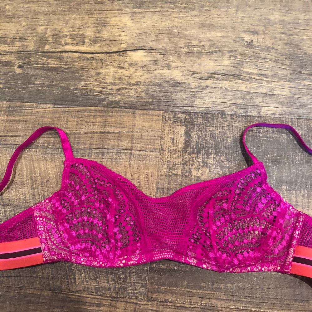 Victoria’s Secret very sexy bra